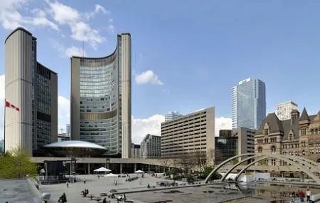Nathan Phillips Square and Toronto City Hall, home of the Toronto Outdoor Art Fair