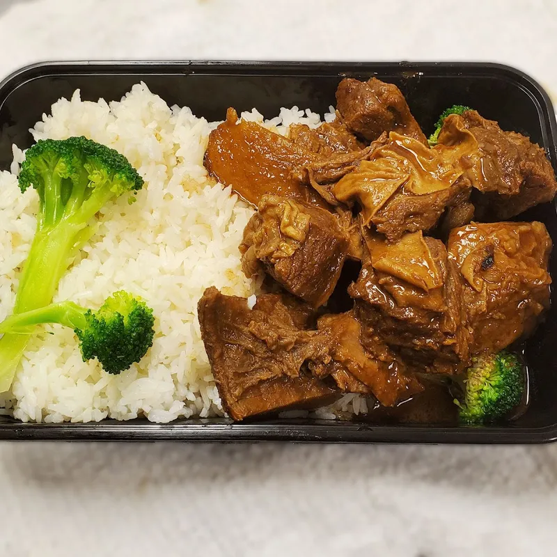 Liwan Kitchen Cantonese congee and cheung fun