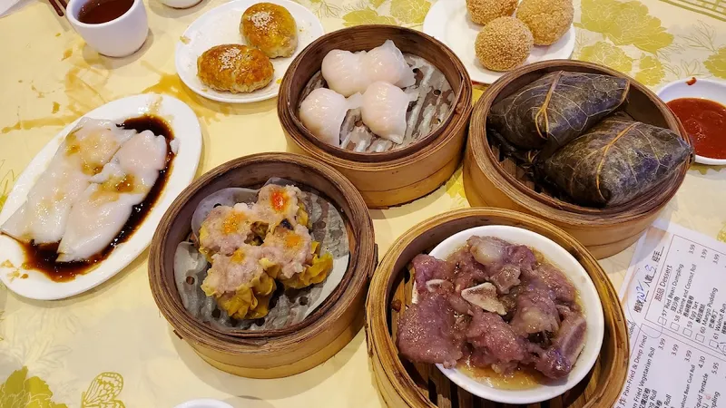 Perfect Chinese Restaurant late-night Cantonese dishes